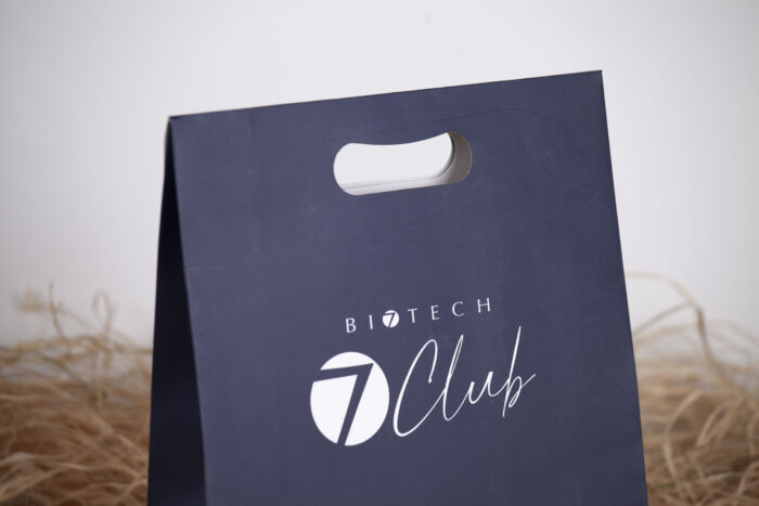 Özel Kesim El Geçmeli Çanta Tasarımı - Görsel 3