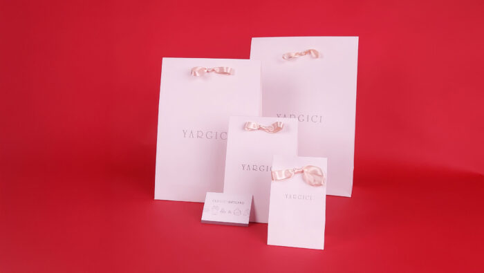 Yargıcı Kurdeleli Beyaz Hediye Paketi - Görsel 2